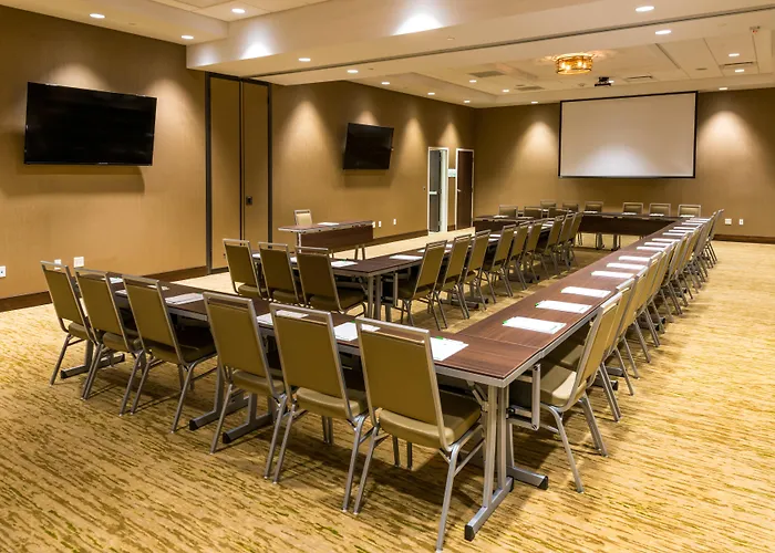 Holiday Inn Lexington - Hamburg By Ihg