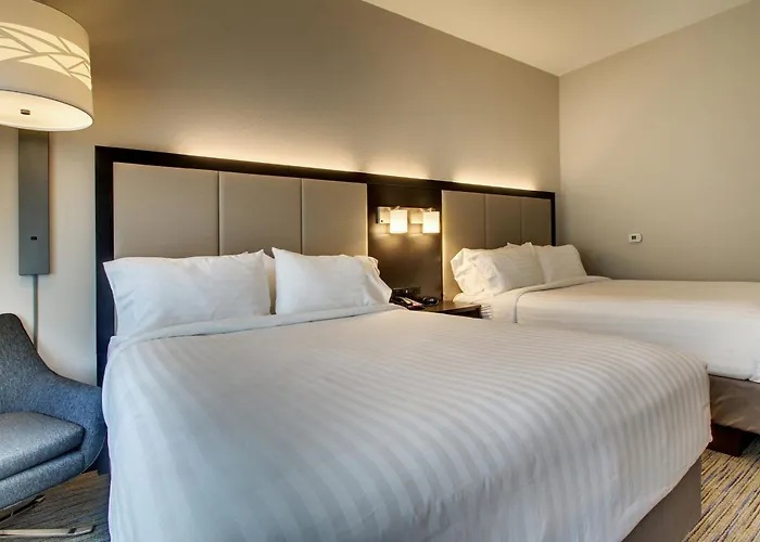 Holiday Inn Express & Suites - Summerville By Ihg