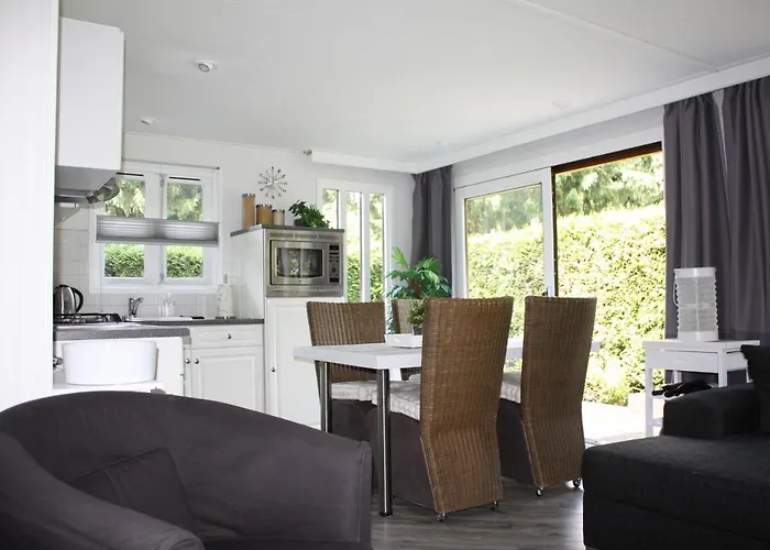 Chalet De Vrijheid Villa Putten