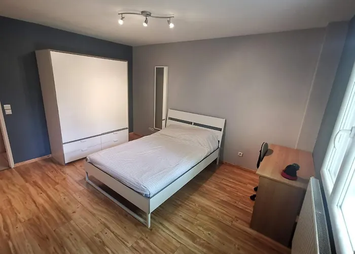 Chambre D'Hote Dans Une Maison Avec Parking Privee