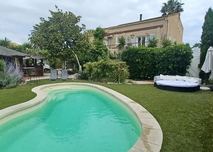 Bed and Breakfast Chambre D Hote Avec Piscine à Agde