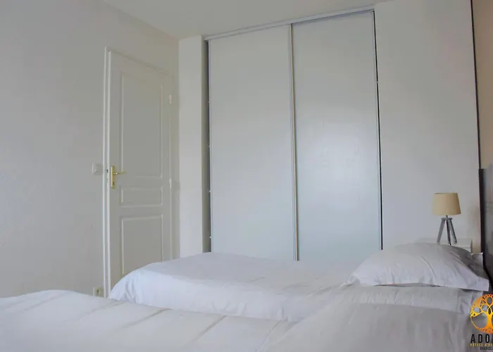 Hotels in Beaumont-Hague