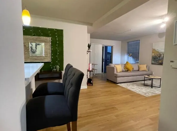 2Br Self Check In Aparthotel Los Angeles