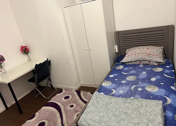 Chambre Partage 15Mn Cdg 25Mn Paris