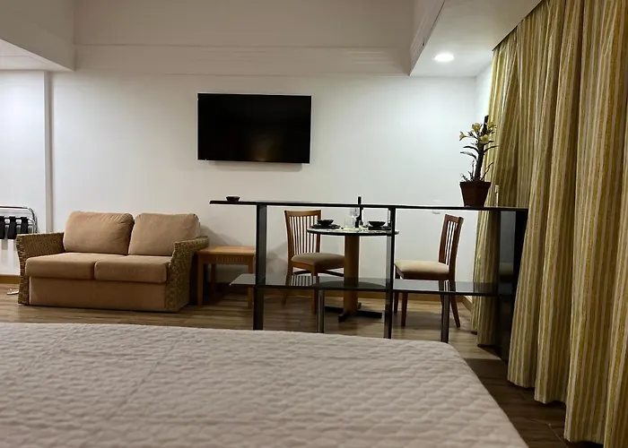 Tropical Executive E Residence Hotel