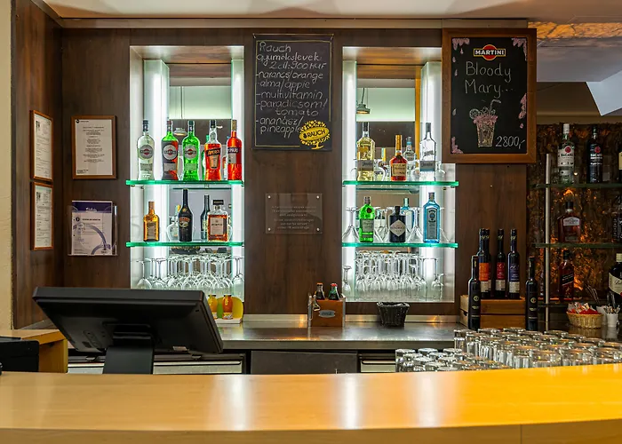 Szekesfehervar Hotels