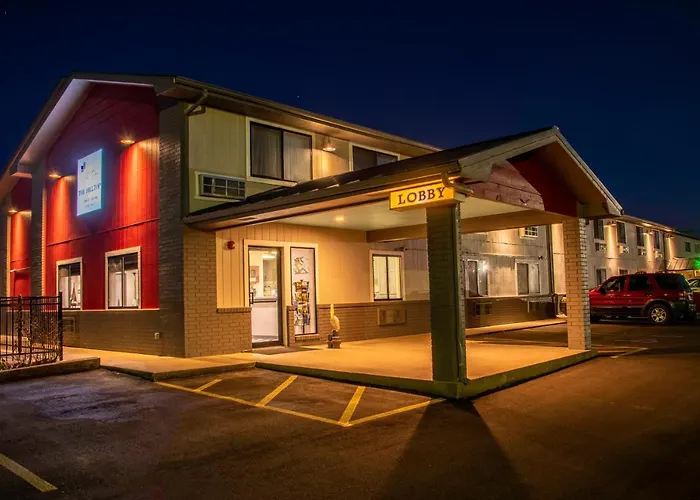 Hilltop Inn & Suites Grove