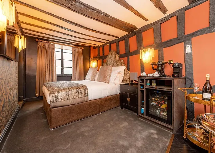 Epping Hotels