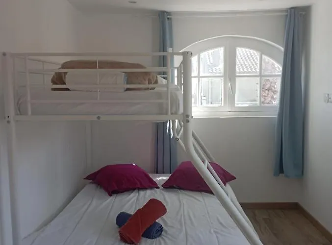 Chambre Triple,300 M Plage,Wifi,Clim,Vue Piscine Valras-Plage