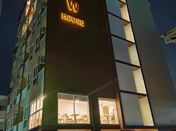 Hoteles en Buriram