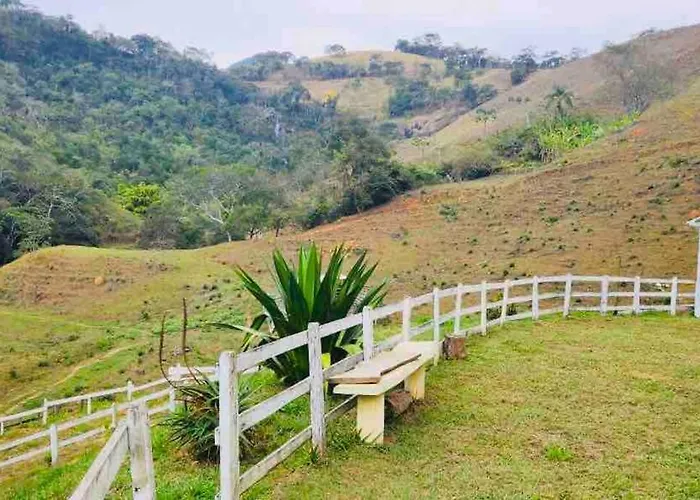 Sitio Cachoeira Da Gomeira Passa Quatro