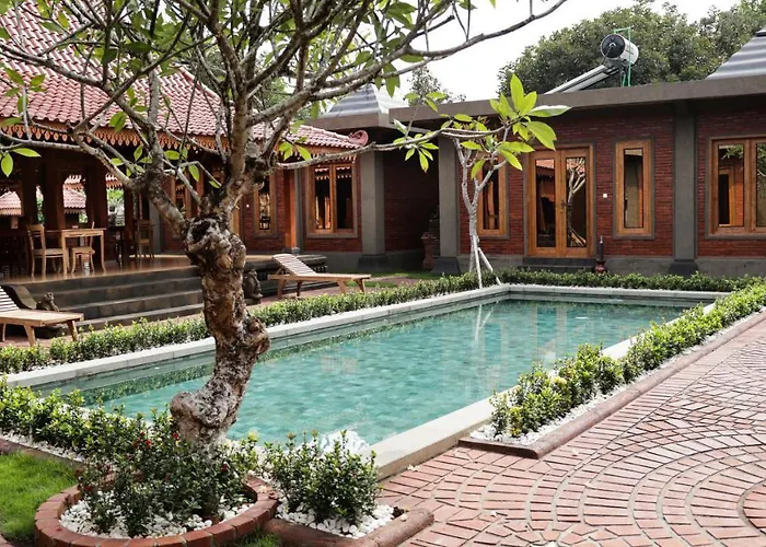 Magelang Hotels