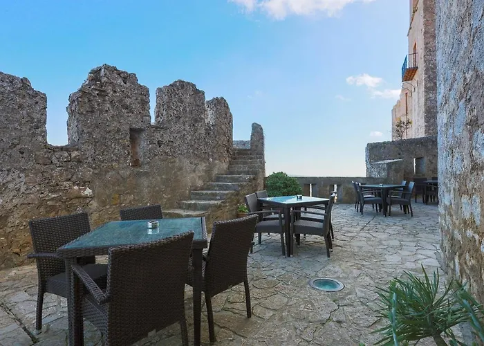 TUGASA Hotel Castillo de Castellar Castellar de la Frontera