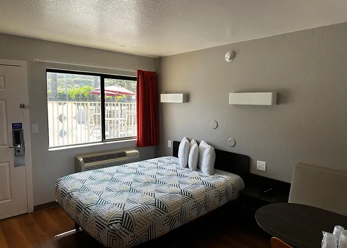 Motel 6-San Diego, Ca - Hotel Circle - Mission Valley