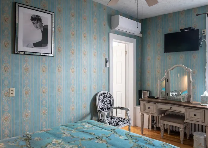Pictou Hotels