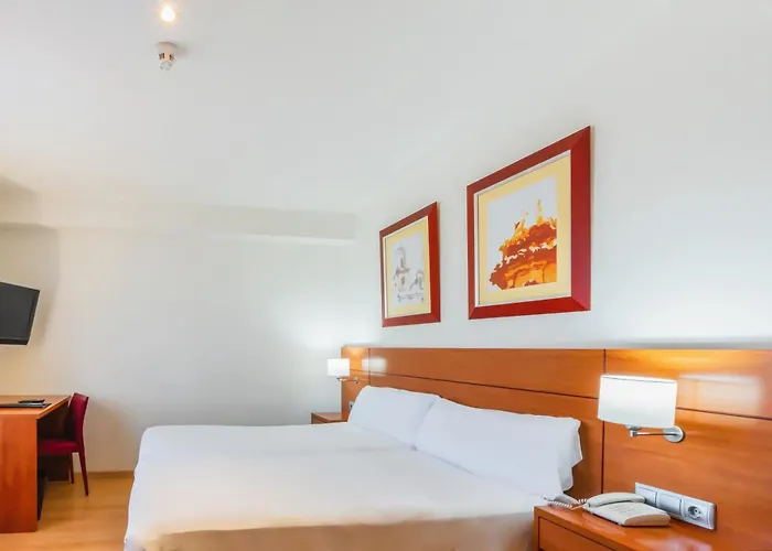 Alfaro Hotels