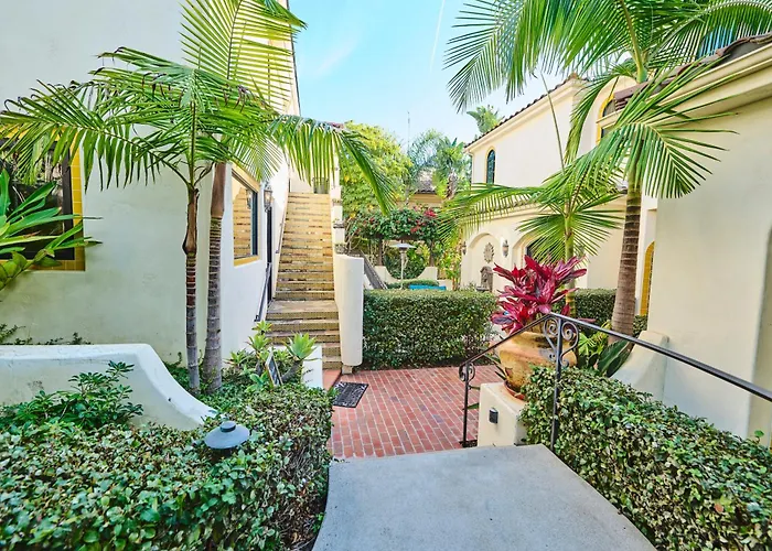 360 Degree Ocean & City Views With Pool, Spa, Close To The Beach! Pets Ok