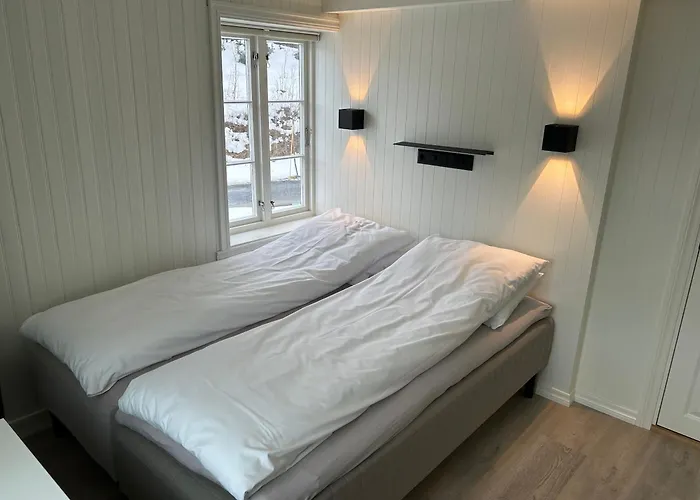 Finnsnes Hotels