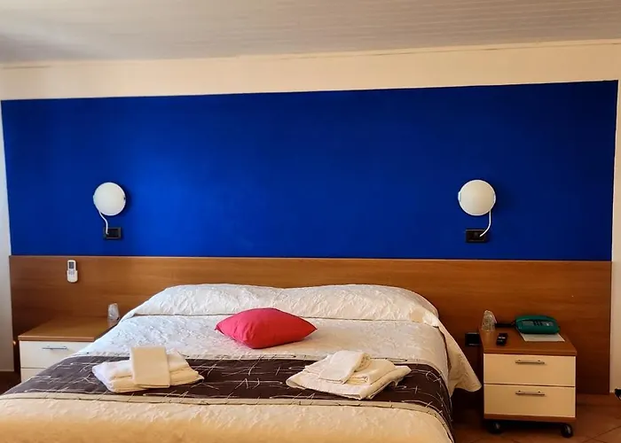 Hotels in Monte Isola