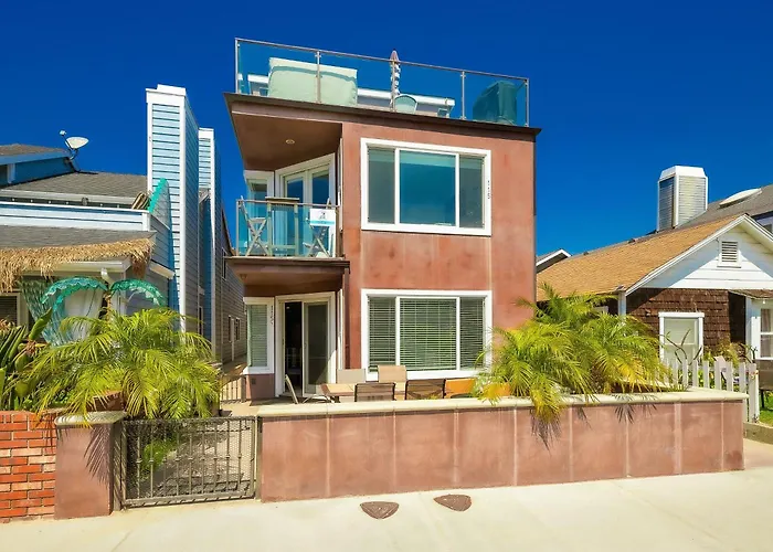 Tropical Awesome Apartment Newport Beach