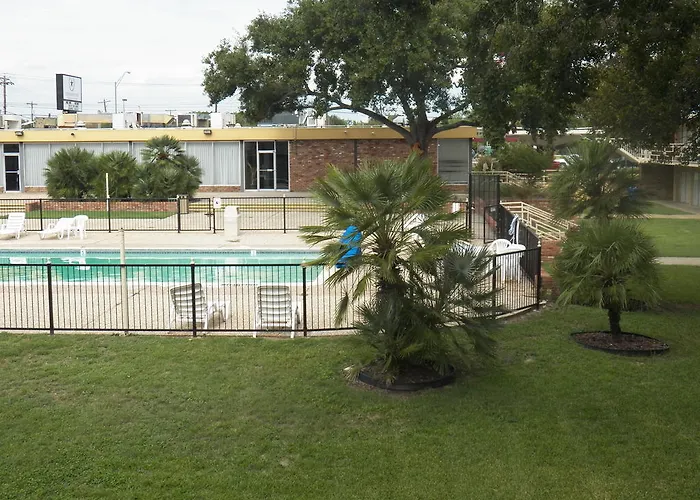 University Inn Bryan