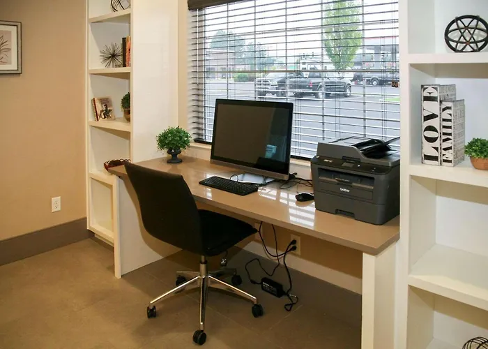 Prineville Hotels