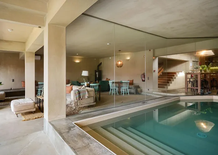 Azenhas Do Mar Valley House