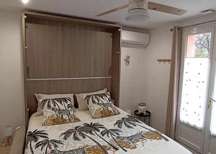 LE CHABASSOLE CHAMBRES D'HÔTES - Massages - Jacuzzi - Sauna - GORGES DU VERDON Aiguines
