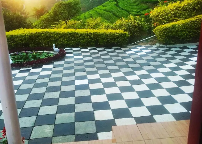 Munnar 3 Star Hotels