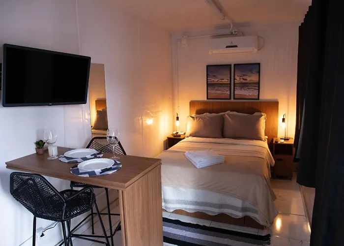 Container Guest House Porto Belo