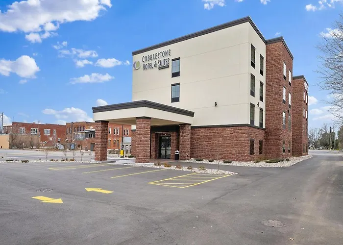 Mosinee Hotels