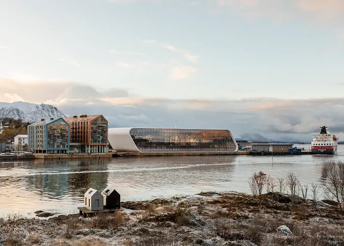 Stokmarknes Hotels