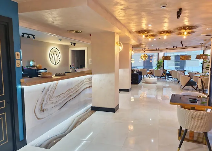 Hoteles en Cañamero