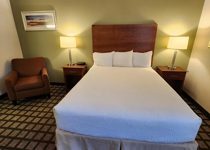 Walloon Lake Hotels