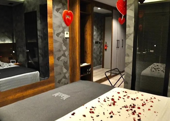 Emens Hotel Izmir
