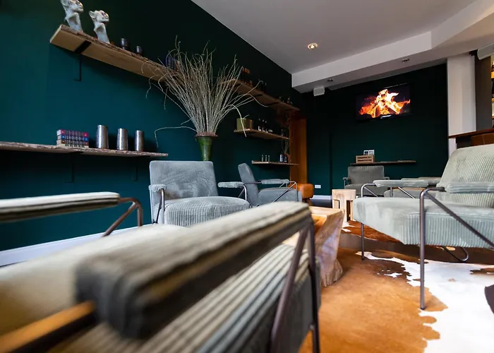 Hotels in Altrip