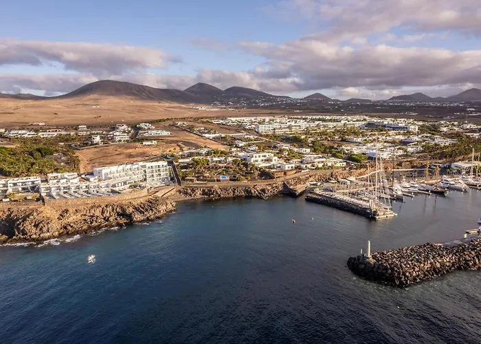 Hotels in Puerto Calero