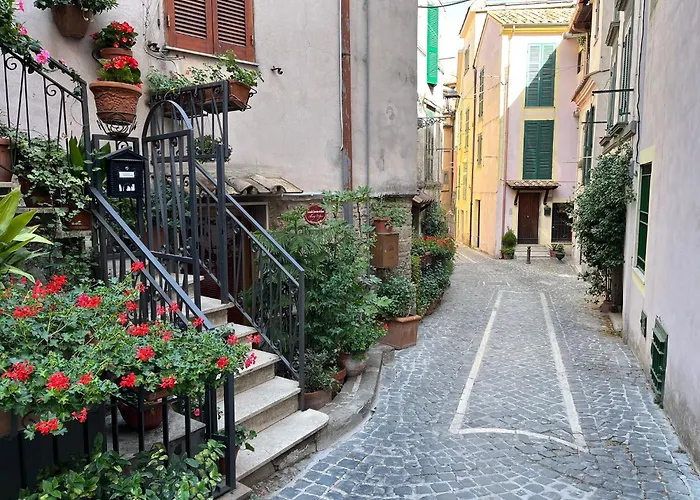 Albergo Diffuso Locanda Specchio Di Diana Nemi