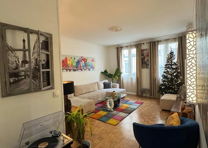 Near Castle Of Versailles Cozy Room With Breakfast And Parking