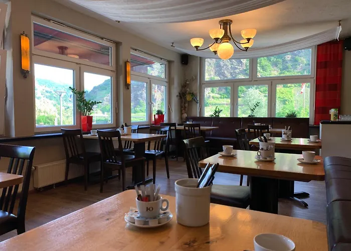 Stumbergers Hotel - Free Parking -