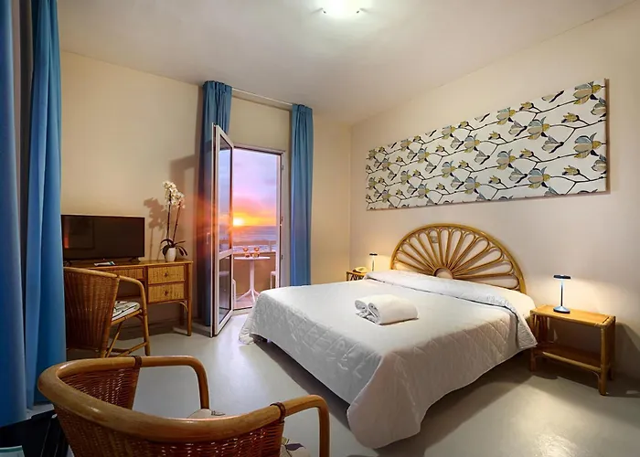 Scoglitti Hotels