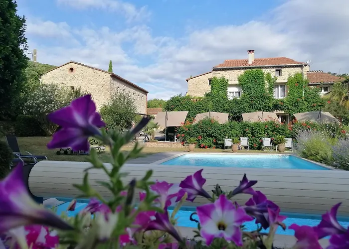Ceret Hotels