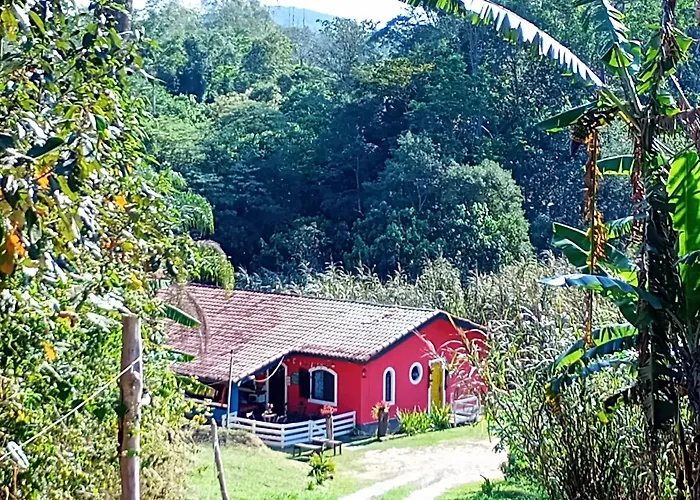 O Brejo Encantado Hospedagem E Pousada Embu
