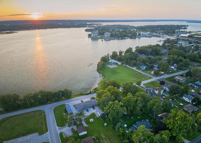 Balm Beach Hotels