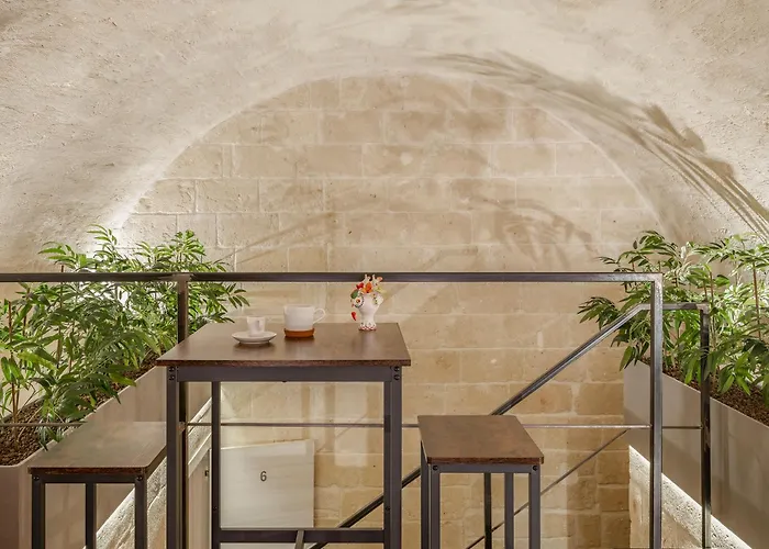 Hydria Rooms