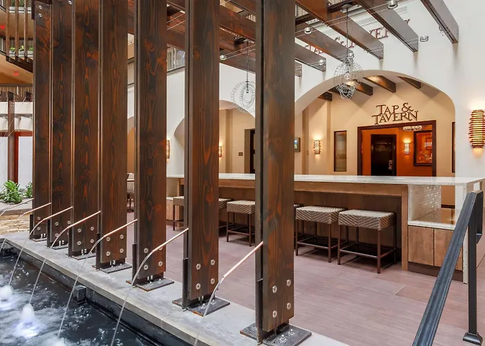 Embassy Suites By Hilton Dallas-Love Field