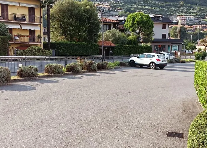 Hotel a Costa Volpino