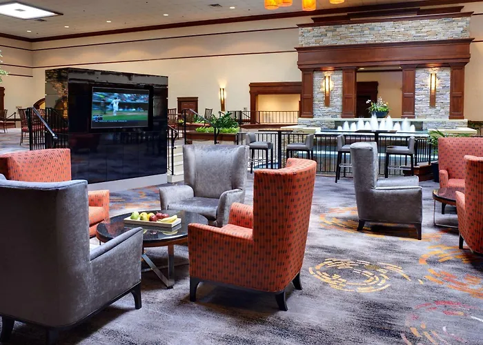 Doubletree By Hilton Dearborn Hotel