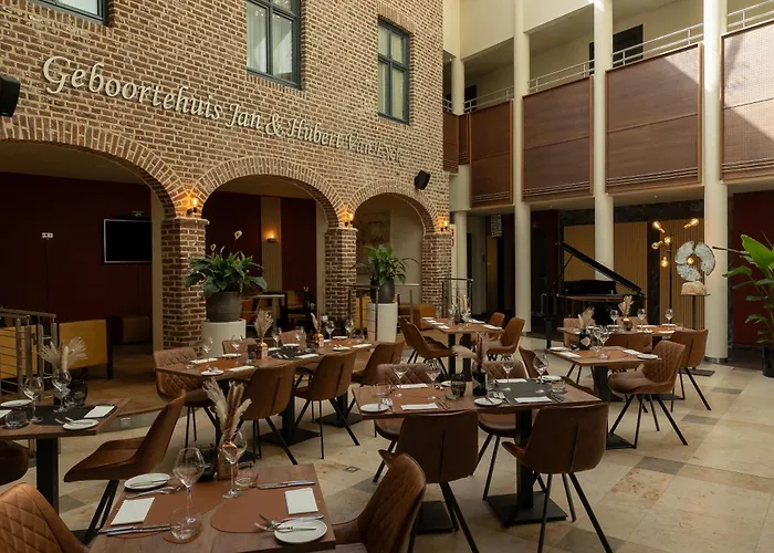 Hotels in Maaseik
