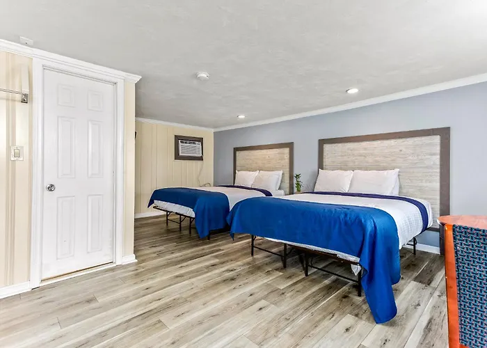 Tides Motel - Hampton Beach